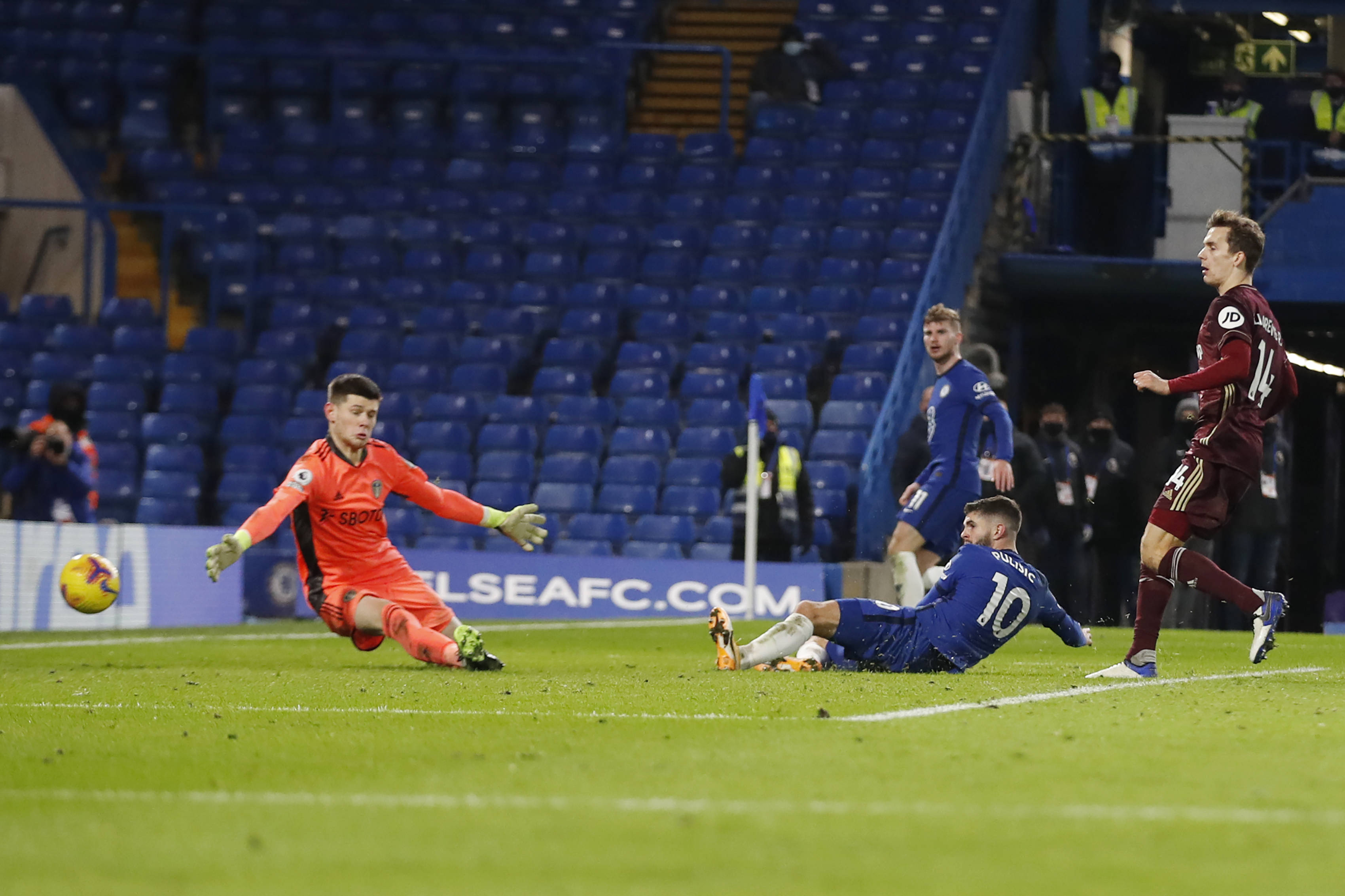 在此次比赛 在此次比赛